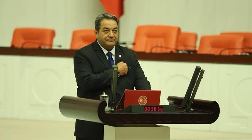 MHP&rsquo;li Fendoğlu&rsquo;ndan &ouml;ğrenci andı kararına destek