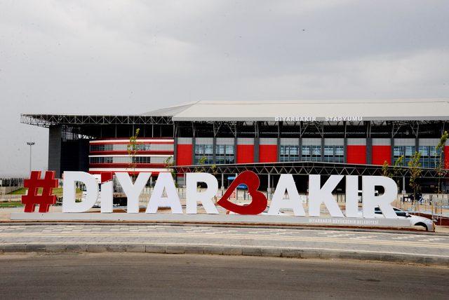 Diyarbakır 'Şöhretler Karması' maçına hazır