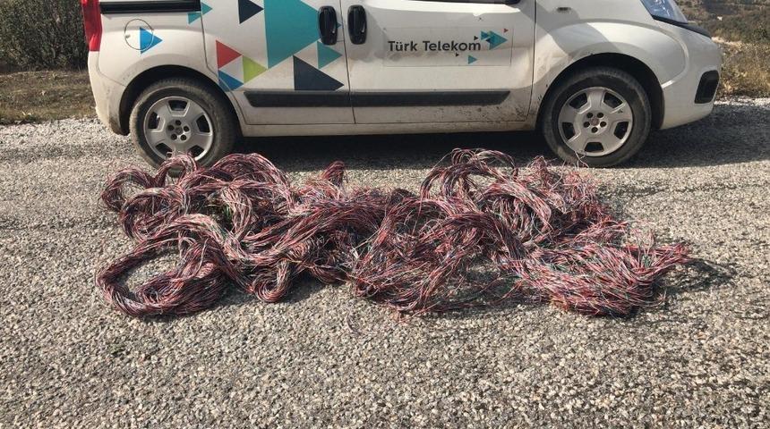 &Ccedil;aldığı 700 metre kabloyla yakalandı