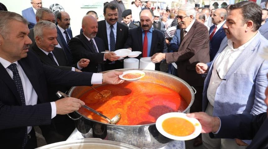 Başkan &Ccedil;olakbayrakdar, "&Uuml;r&uuml;nlerimizi, ulusal ve uluslararası alanda tanıtacağız"