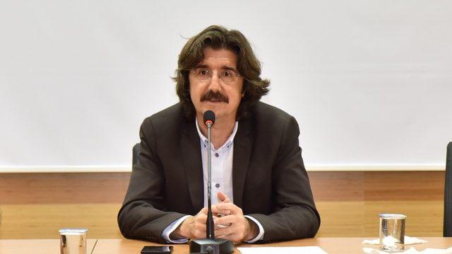 SAÜ’de ‘Gerilimli Bir İlişkinin Hikayesi’ isimli konferans düzenlendi
