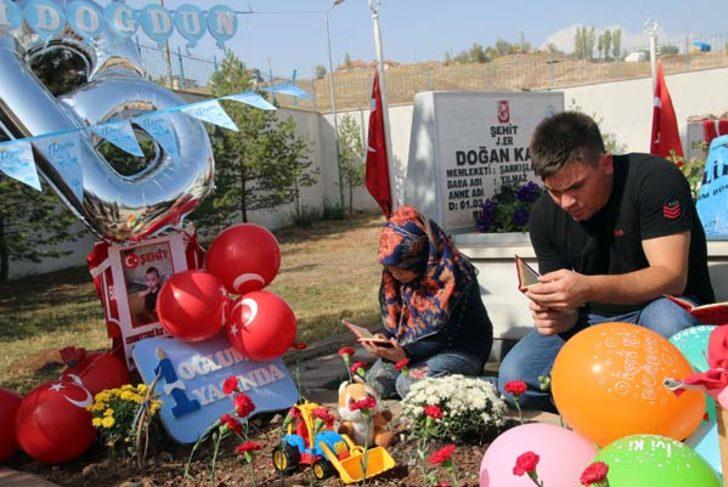 Yürek yakan an! 'Oğlumun cennetteki ilk yaş günü kutlu olsun' G2