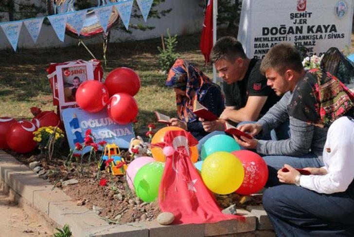 Yürek yakan an! 'Oğlumun cennetteki ilk yaş günü kutlu olsun' G3