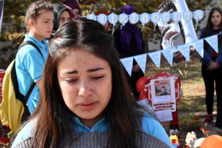 Yürek yakan an! 'Oğlumun cennetteki ilk yaş günü kutlu olsun' G4