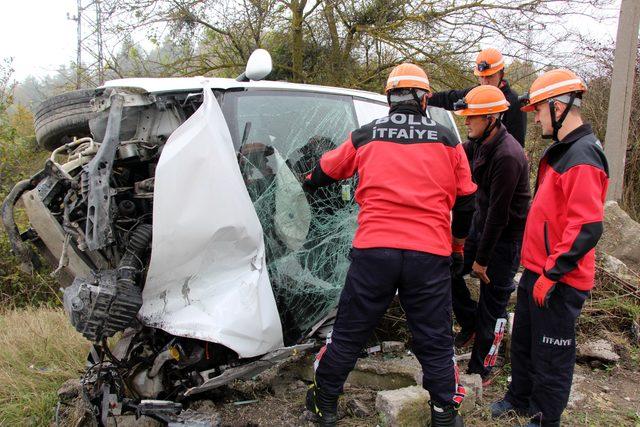 Bolu'da otomobil takla attı: 2 yaralı