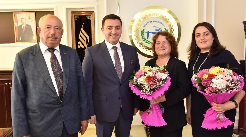 Boz&uuml;y&uuml;k&rsquo;te Muhtarlar G&uuml;n&uuml; d&uuml;zenlenen t&ouml;renlerle kutlandı