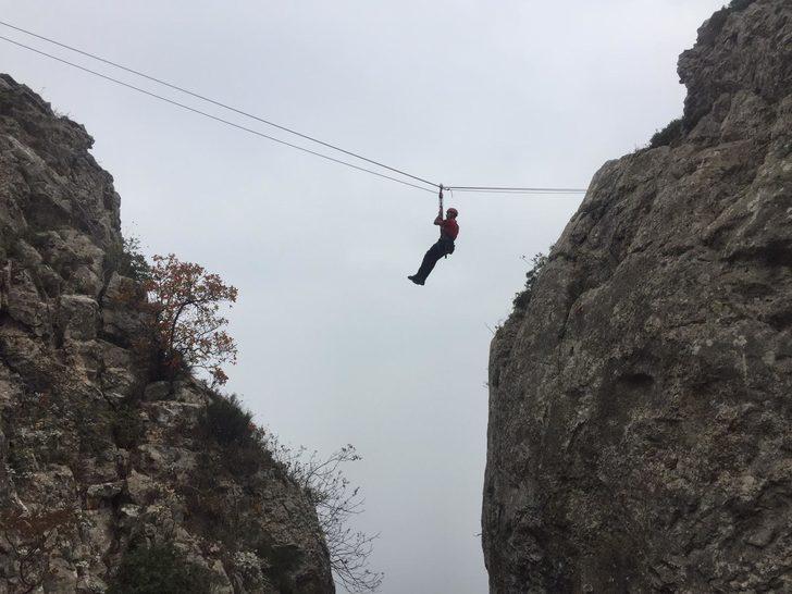 300 metre yükseklikte yürekleri ağza getiren tatbikat G1