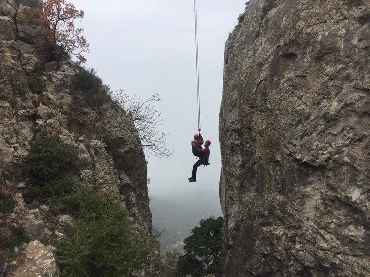 300 metre yükseklikte yürekleri ağza getiren tatbikat G4
