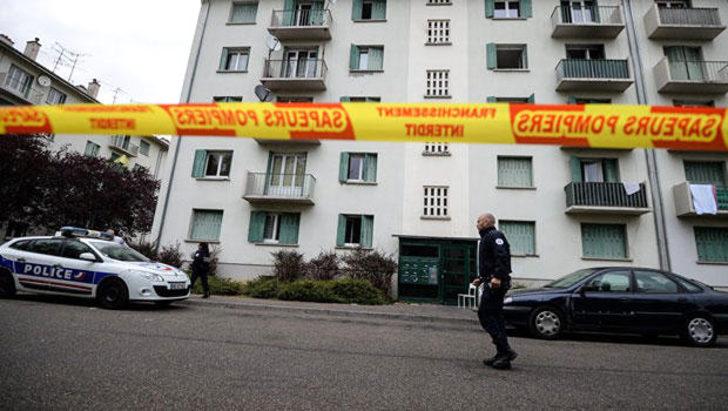 Türkleri bilerek yakmış  G3