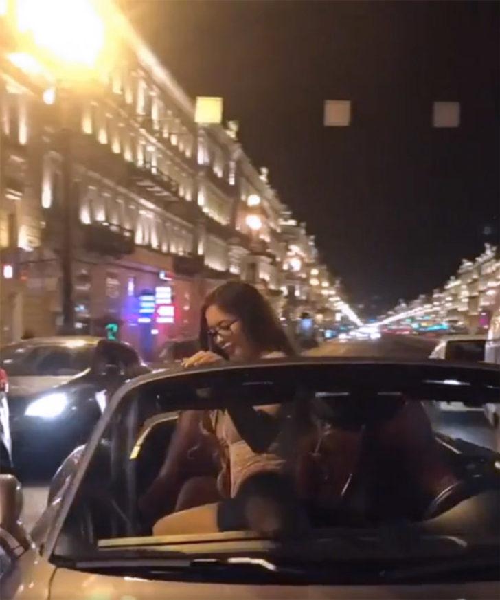 Çırılçıplak rezalet!  G5