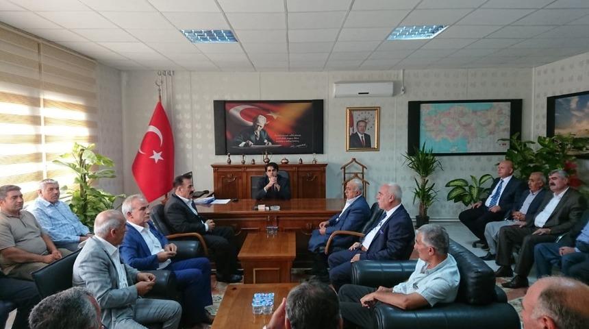 Samsat ilçesinde Muhtarlar Günü kutlandı