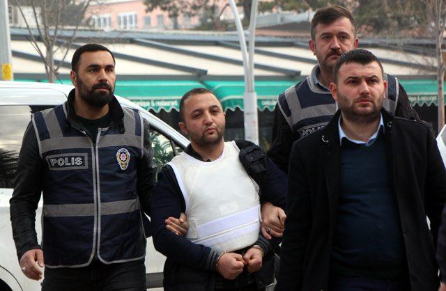 Cezaevinde azmetti, &uuml;niversiteyi kazandı 4