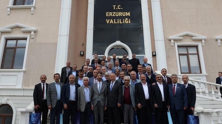 Vali Azizoğlu: &ldquo;Muhtarlar devlet ile vatandaş arasındaki bağdır&rdquo;