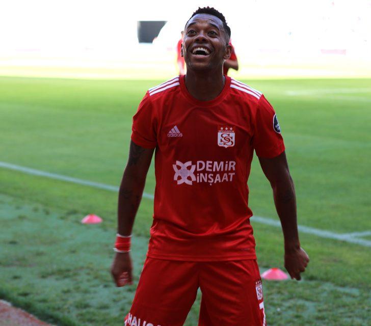 Robinho: VAR'dan hoşlanmıyorum. Attığımız gole sevinemiyoruz G5