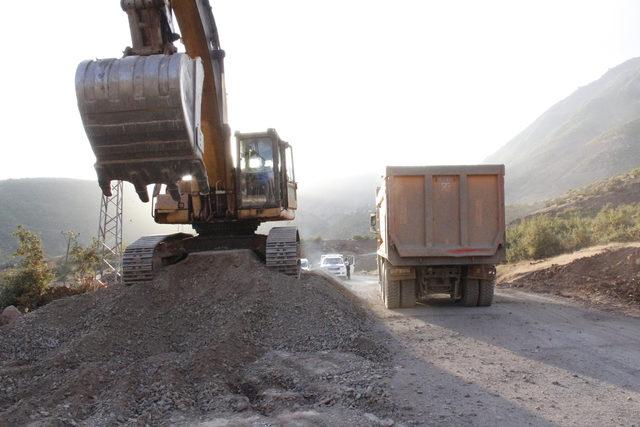 Dağlıca'da yollar asfaltlandı