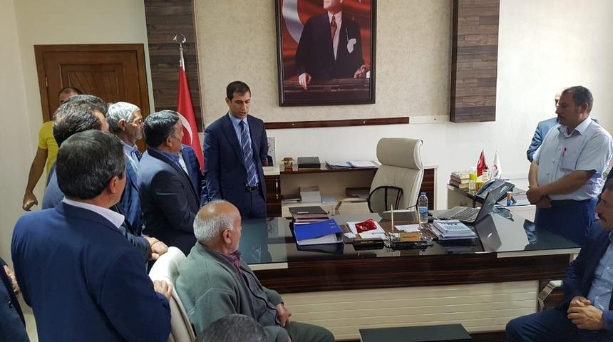 Kaymakam Aksu Muhtarları kabul etti