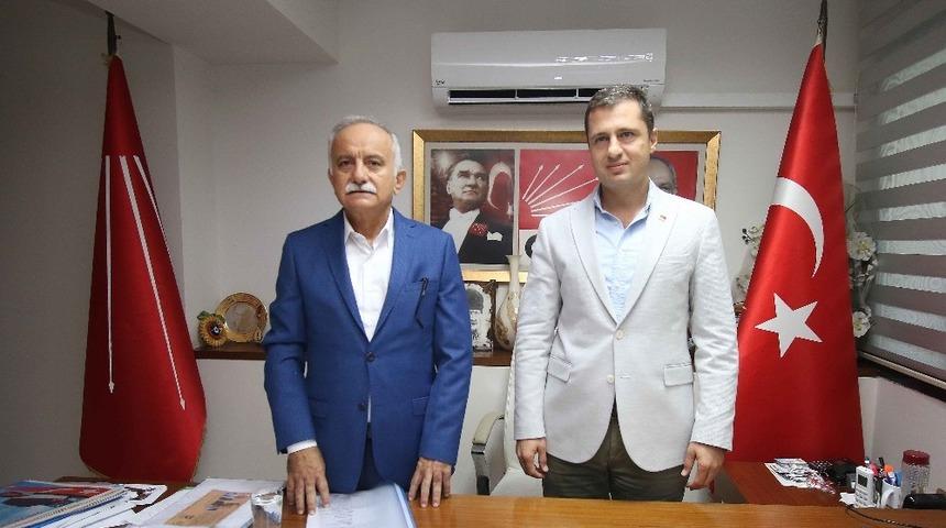 Başkan Karabağ, b&uuml;y&uuml;kşehir belediyesi aday adaylığı i&ccedil;in başvurdu