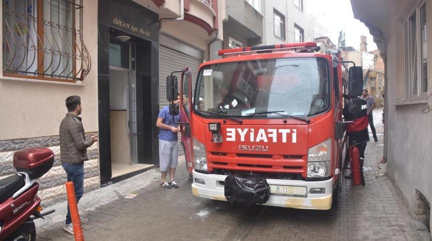 Ocakta unutulan yumurta paniğe yol a&ccedil;tı