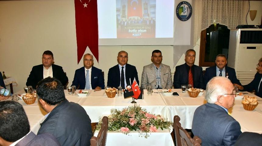 Başkan Kayda muhtarları yemekte ağırladı