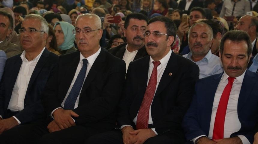 Bing&ouml;l Tanıtım G&uuml;nleri&rsquo;nde Alişan Coşkusu