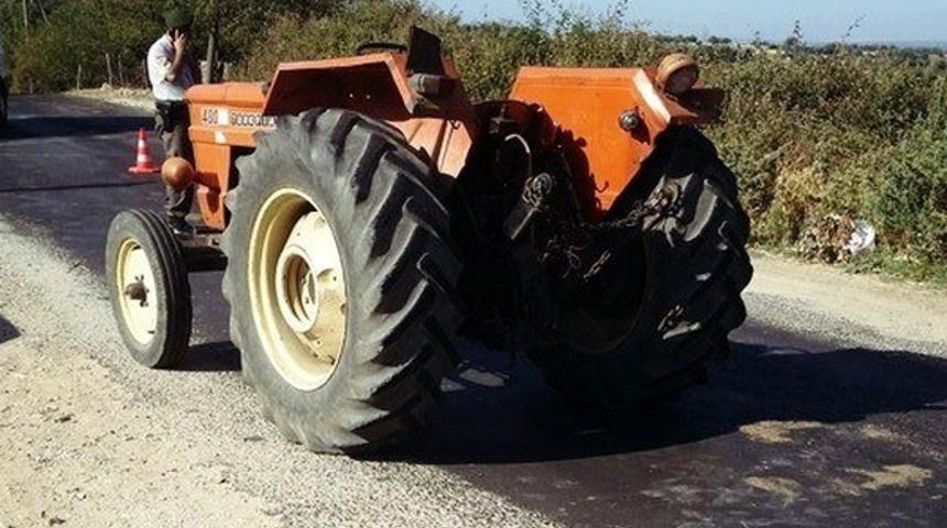 Uşak&rsquo;ta trakt&ouml;rden d&uuml;şen kadın hayatını kaybetti