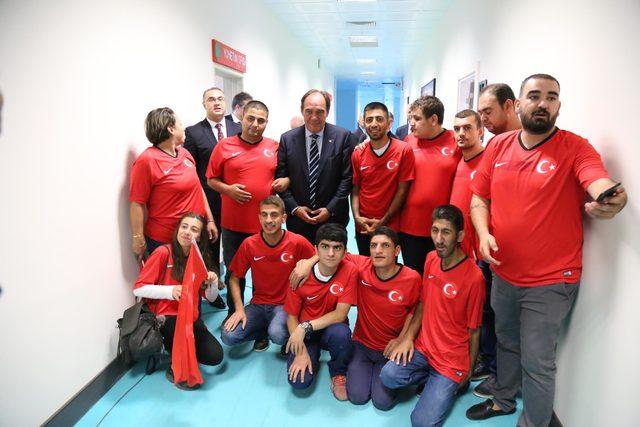 Cumhurbaşkanı Erdoğan: Diyarbakır halkı ter&ouml;ristleri h&uuml;srana uğrattı (2) 2