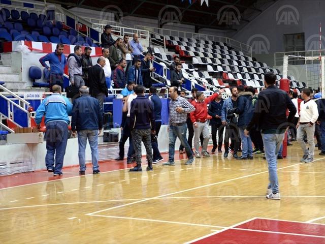 Malatya'da olaylı maç! Taraftar tribünden düştü