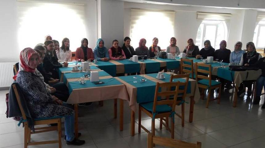 Başkan Bozkurt &ouml;ğrenci velilerini ağırladı