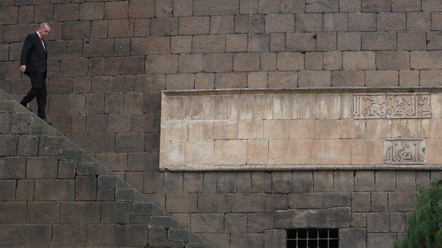 Cumhurbaşkanı Erdoğan: Diyarbakır halkı teröristleri hüsrana uğrattı (3)