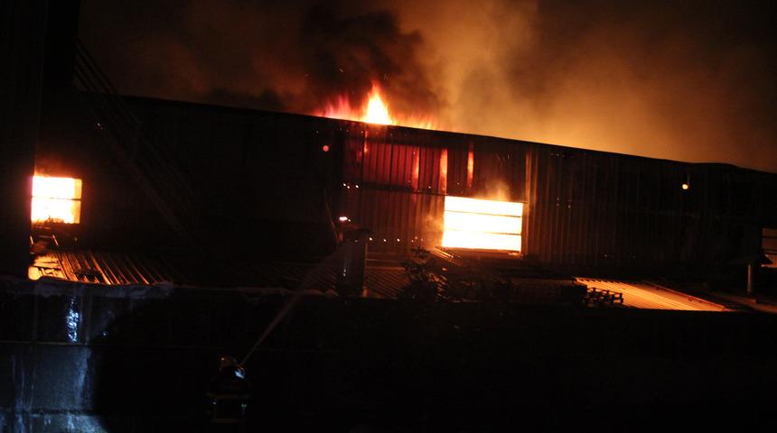 Hatay'da fabrika yangını