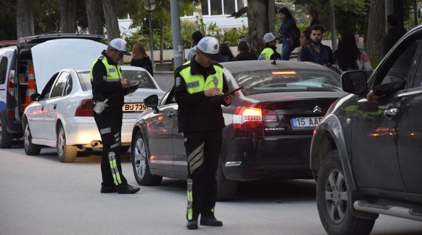 Burdur’da trafik uygulaması