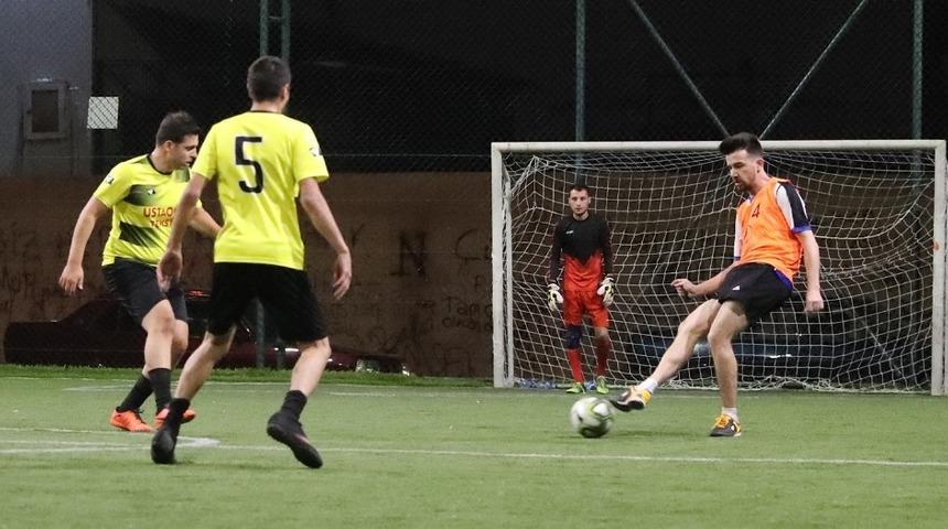 Pamukkale&rsquo;deki futbol turnuvasında yarı final takımları belli oldu