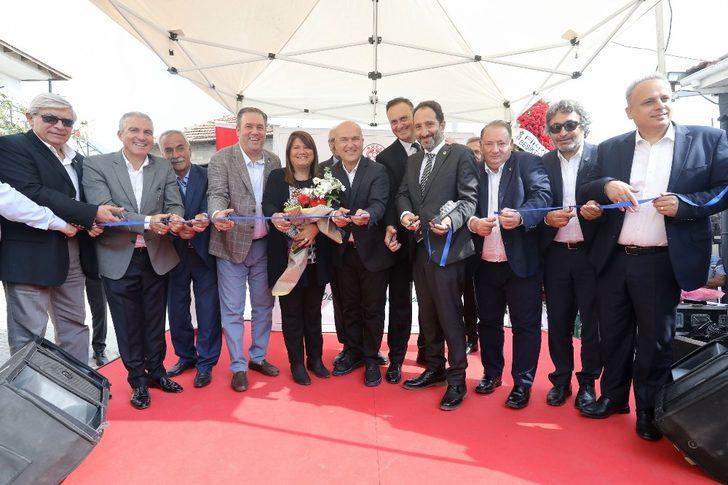 Cumhuriyet Kütüphanesi kapılarını açtı G5