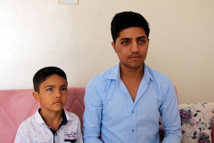 İki kardeş göz renkleriyle görenleri şaşırtıyor  G2