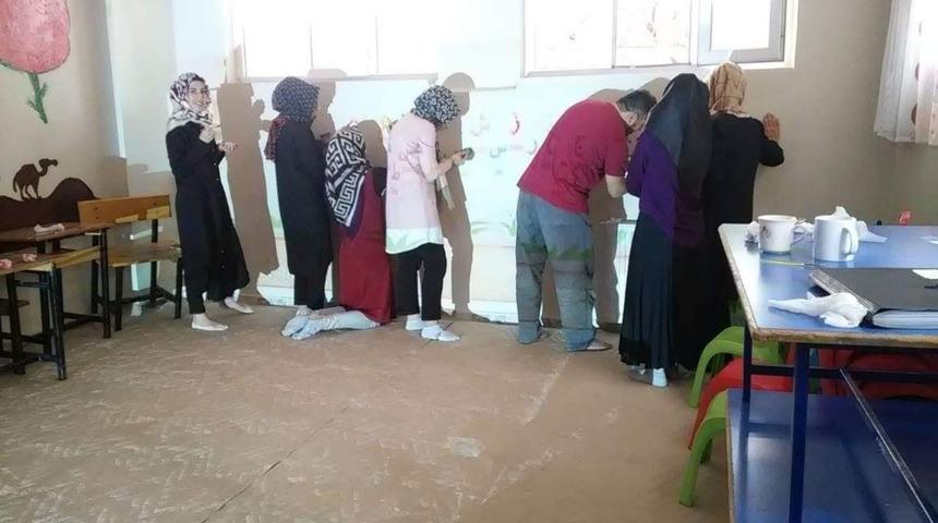 Kahta’daki kuran kurslarına sanatsal dokunuş