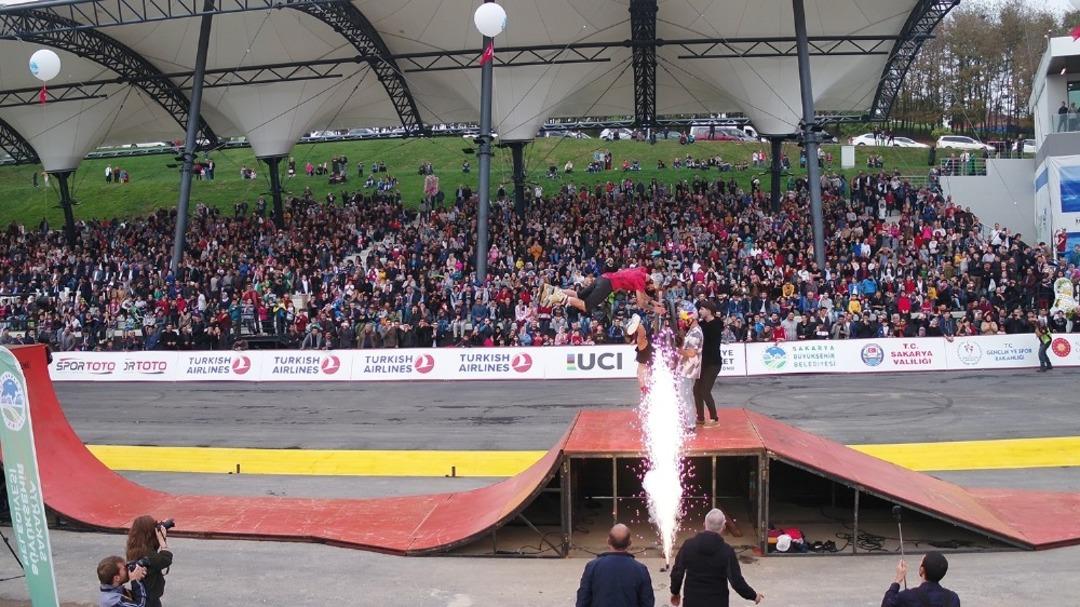 Ay&ccedil;i&ccedil;eği ve bisiklet Adası&rsquo;nın a&ccedil;ılışı ger&ccedil;ekleştirildi