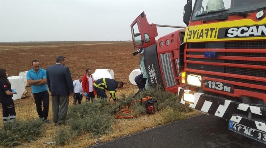Sıkışan yolcuyu itfaiye ekipleri kurtardı