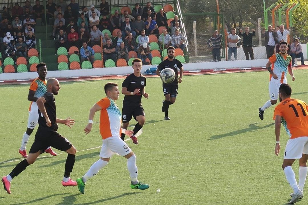 Fo&ccedil;a Belediyespor 3&rsquo;te 3 yaptı