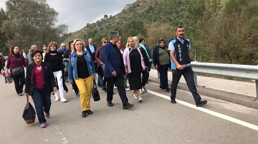 Kadın muhtarlardan Osmaneli&rsquo;ye ziyaret