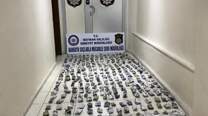 Batman&rsquo;da 10 kilo esrar ele ge&ccedil;irildi