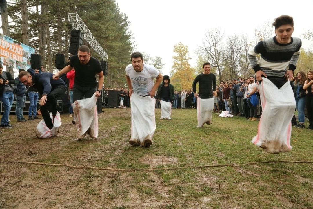 Gen&ccedil;ler Odunpazarı&rsquo;nda buluştu