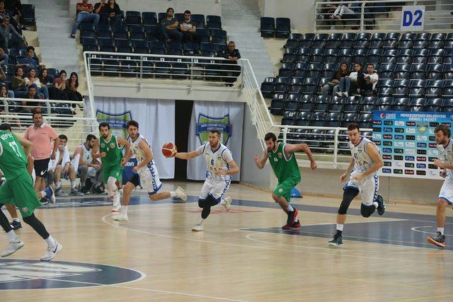 Denizli Basket hazırlık maçında Kepez Belediyespor’u mağlup etti