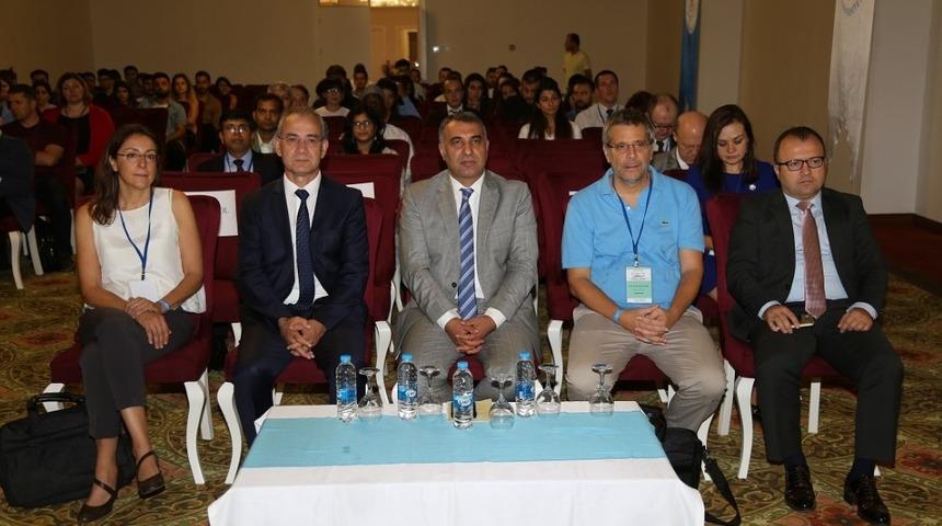 ALK&Uuml;&rsquo;de Uluslararası Ekonomi Kongresi yapıldı