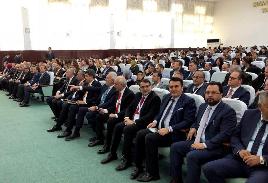 D&uuml;ndar, Buhara&rsquo;da Uluslararası Sosyal Bilimler Kongresi&rsquo;ne katıldı