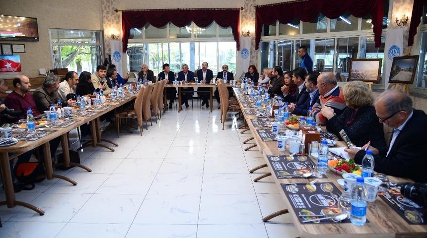 Kahramankazan Kent Konseyi Başkanı Oğuz: “Ertürk’ü Büyükşehir adayı olarak görmekten onur duyarız”