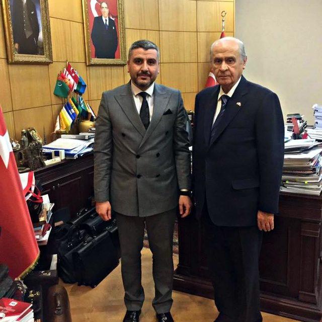 MHP'li başkanın Afrin için dilekçe verip bedelli askerliğe gitmesi tepki çekti