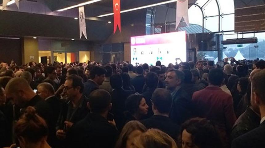 İstanbul Barosu seçimlerinde, ekran kapatma skandalı!