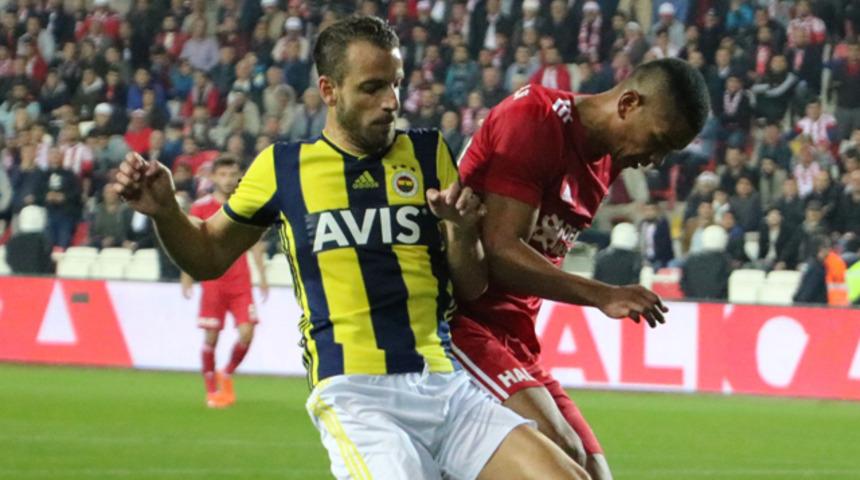 Fenerbah&ccedil;e'de Soldado yokları oynuyor