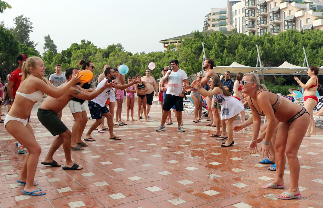 Antalya hala yazı yaşıyor