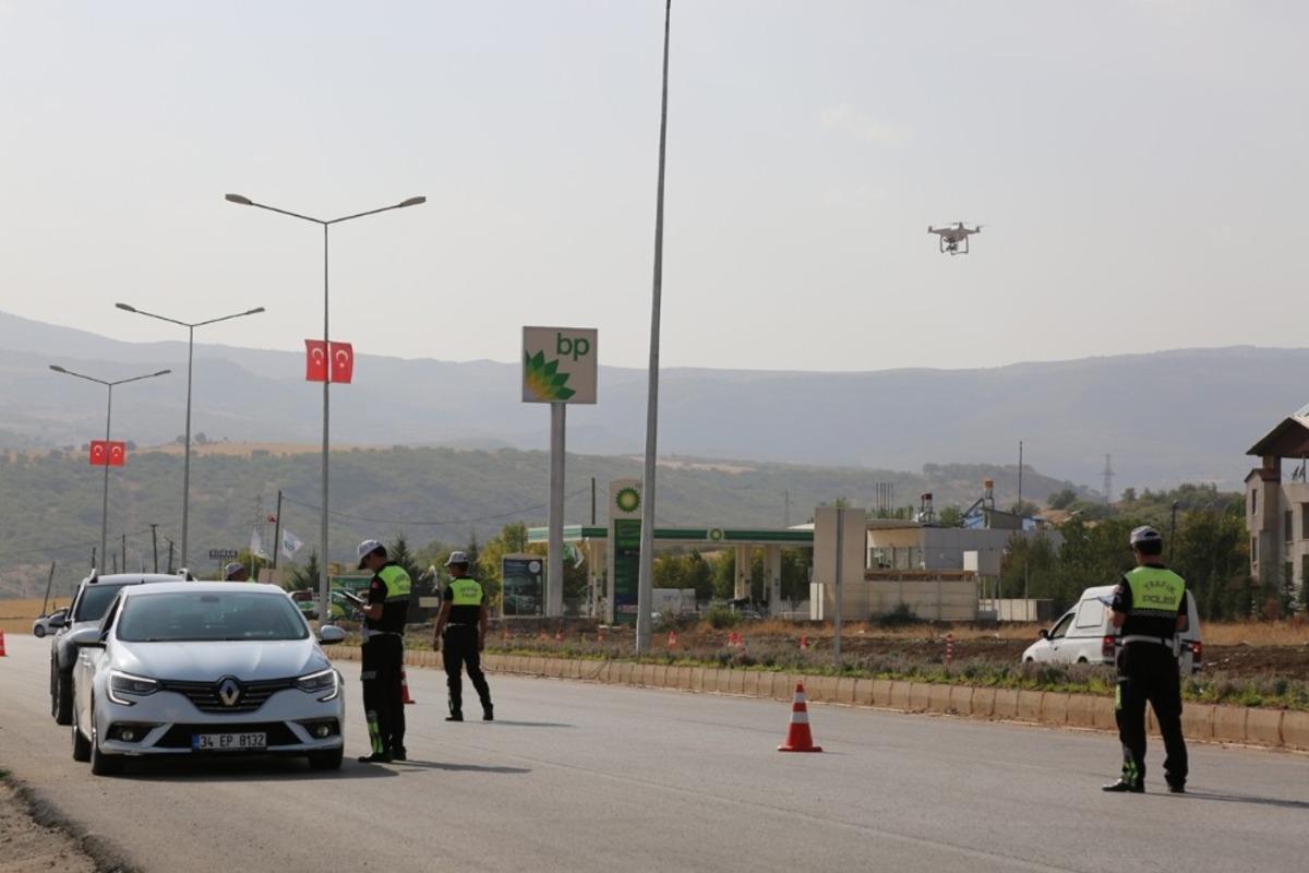Tunceli&rsquo;de polislerden "Dronlu" uygulama